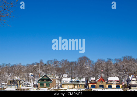 BOATHOUSE ROW en neige de l'HIVER D'UN BLEU CIEL SANS NUAGES PHILADELPHIA Banque D'Images