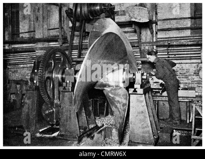 1918 hélice de bateau fabrication machine shop Hog Island Hog Island, Philadelphie, Pennsylvanie Banque D'Images