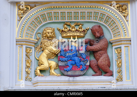 Belgique, Flandre, Bruges, place Burg, armoiries sur l'Oude Griffie Vieille maison Enregistreurs Banque D'Images