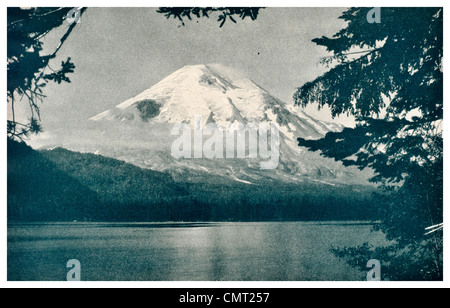 1924 Mont Saint Helens Washington majestueux avec vue sur le pic de Spirit Lake Banque D'Images