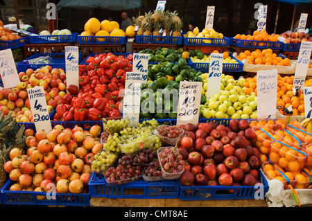 La célèbre rue Moore marché de fruits et légumes dans le centre-ville de Dublin, Irlande Banque D'Images