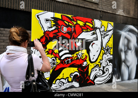 Photographier des femmes "Bristol" Graffiti art project Banque D'Images