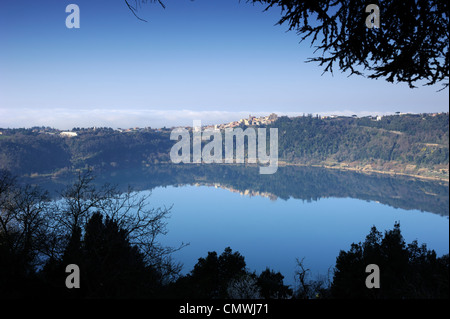 Italie, Latium, lac de Nemi et Genzano Banque D'Images