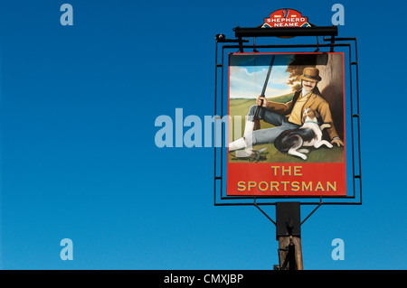 Le panneau de l'étoilé Michelin Sportsman public house et restaurant à Seasalter près de Whitstable, dans le Kent. Banque D'Images