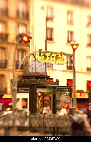 Paris France Métro Place Clichy Montmartre Banque D'Images