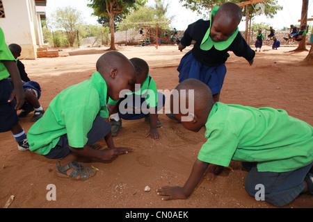 Les écoliers, Ukanda Afrique Kenya Banque D'Images