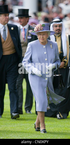 La Reine Elisabeth II. Chef de la famille royale britannique Banque D'Images