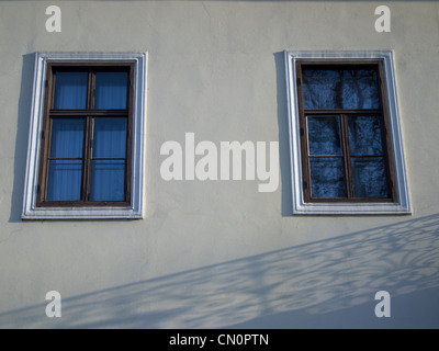 Ancien Musée de la ville de windows, de construction, de Samobor Croatie Banque D'Images