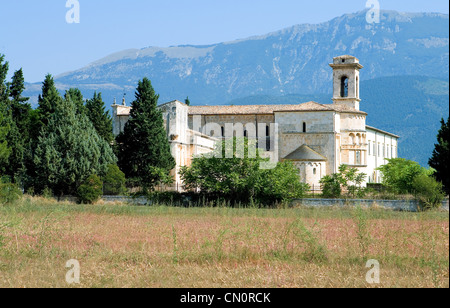 L'Italie, les Abruzzes, Province de L'Aquila, l'Valvense Corfinio basilique (XII siècle) Banque D'Images