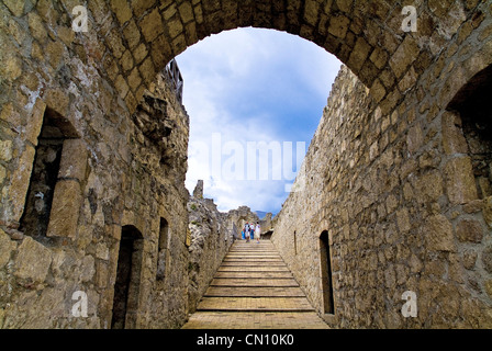 Italie Province de Teramo Civitella del Tronto Forteresse et musée d'armes Banque D'Images