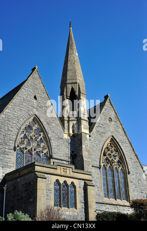 Bell-tourelle et du West end, l'église de Saint Paul. Church Hill, Grange-over-Sands, Cumbria, Angleterre, Royaume-Uni, Europe. Banque D'Images