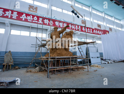 Troupe artistique Mansudae Art Studio à Pyongyang, en Corée du Nord Banque D'Images