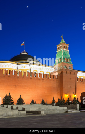 La Place rouge lumineux avec mur du Kremlin, le mausolée de Lénine. Nuit (soir). Moscou, Russie Banque D'Images