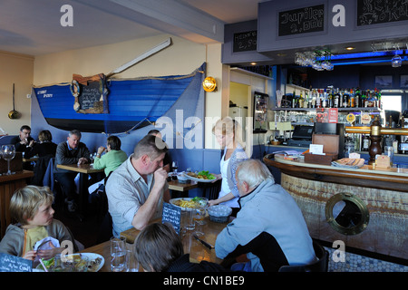 France, Seine Maritime, Dieppe, district du Pollet, restaurant Le Turbo Banque D'Images