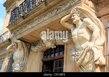 Close-up atlantes façade, pavilion Vendôme, Aix en Provence, France Banque D'Images