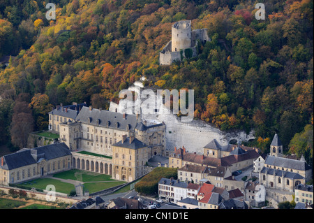 France, Val d'Oise, Parc naturel du Vexin français, la Roche-Guyon village, intitulée Les Plus Beaux Villages de France (le plus Banque D'Images