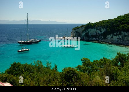 Mers claires autour de l'Anti Paxos, Grèce Banque D'Images