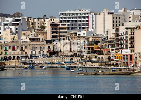 La baie de Spinola, Sliema, Malte Banque D'Images