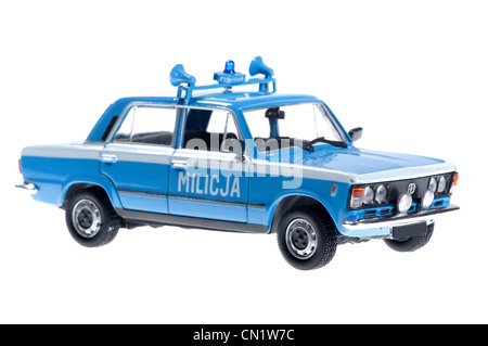 Vieille voiture de police Fiat 125p. Banque D'Images