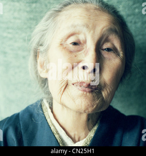 Japonais Senior woman, portrait Banque D'Images