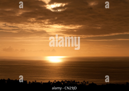 Coucher de soleil sur l'Océan Pacifique Banque D'Images