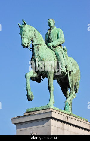 Statue équestre du roi des Belges Albert I à la Kunstberg / Mont des Arts, Belgique Banque D'Images