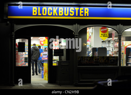 Blockbuster Video shop store, UK Banque D'Images