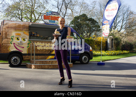 Jo Whiley favorise sandwhiches à Londres Banque D'Images