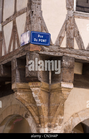 France, Saône et Loire, Chalon sur Saone, détail de maison à colombages dans la Rue St Vincent Banque D'Images