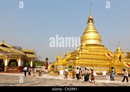 Myanmar (Birmanie), division de Mandalay Mandalay, la pagode Kuthodaw, Banque D'Images