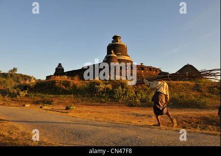 Myanmar (Birmanie), l'État de Rakhine (Arakan), Mrauk U, Dukkanthein Pagode, datée du 1571 Banque D'Images