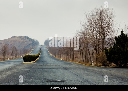 La Corée du Nord, province du Hwanghae du Nord, à Panmunjom, la route entre la réunification et la DMZ Kaesong Banque D'Images