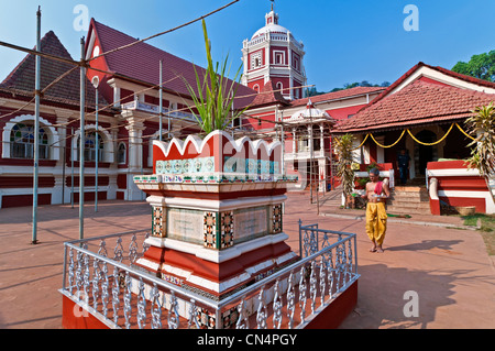 Shanta Durga temple hindou Ponda Goa Inde Banque D'Images