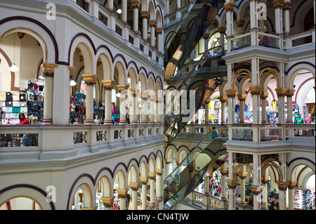 La Colombie, Département d'Antioquia, Medellin, centre-ville, le District, Villanueva Antiguo Palacio Nacional (centre commercial) Banque D'Images