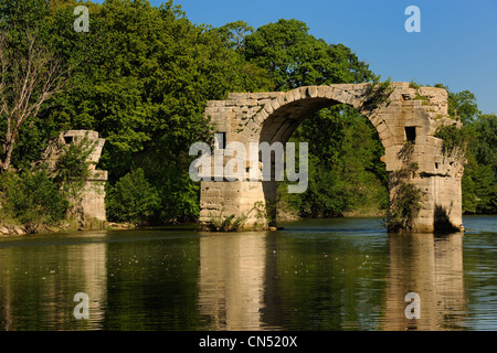 La France, l'Hérault, près de Lunel, l'Oppidum d'Ambrussum sur la Via Domitia, le Pont Ambroix (pont Ambroix) sur la rivière Vidourle Banque D'Images