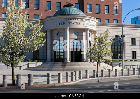 Le Charles L. Brieant United States Federal Building et palais de justice (District Sud de New York) à White Plains, New York. Banque D'Images