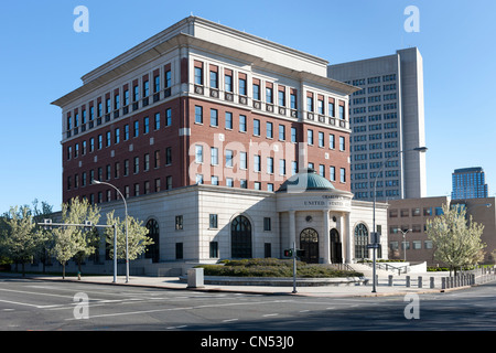 Le Charles L. Brieant United States Federal Building et palais de justice (District Sud de New York) à White Plains, New York. Banque D'Images