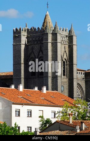 L'Espagne, Castille et Léon, Avila, vieille ville classée au Patrimoine Mondial par l'UNESCO, la cathédrale gothique du 13e - 15e siècles Banque D'Images