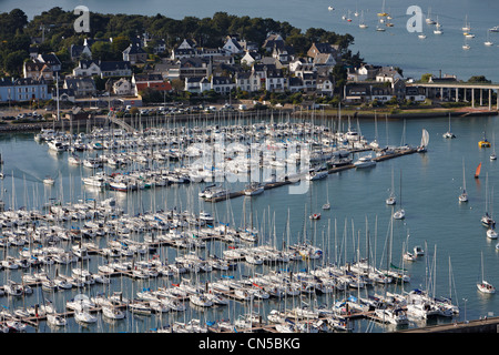 France, Morbihan, La Trinite Sur Mer, le port (vue aérienne) Banque D'Images