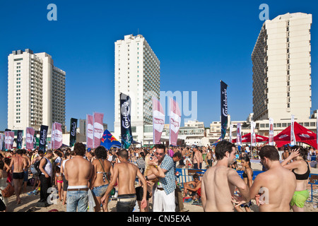 Israël, Tel Aviv, Gordon Beach pendant Gay Pride Banque D'Images