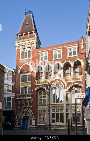 L'Brassey Institute. Bibliothèque de Hastings maintenant. St Leonards On Sea, East Sussex, England, UK Banque D'Images