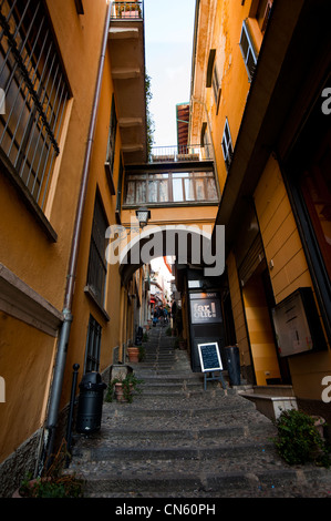 Ruelle de Bellagio, Lac de Côme, Lombardie, Italie Banque D'Images