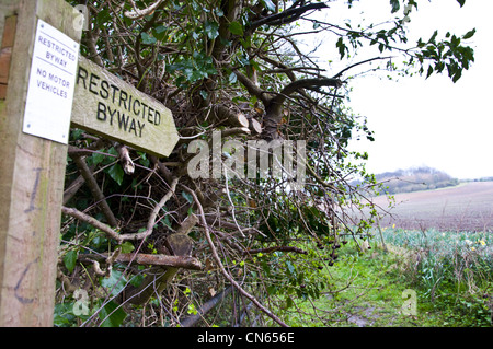 Byway restreint sign post Banque D'Images