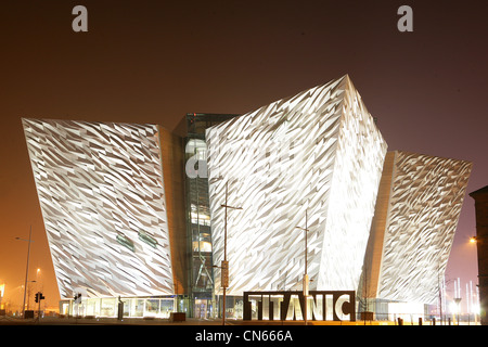 Centre DE NUIT EXPERINCE TITANIC, BELFAST, IRLANDE DU NORD, Royaume-Uni, Royaume-Uni, Irlande, Visitor Centre, Belfast Banque D'Images