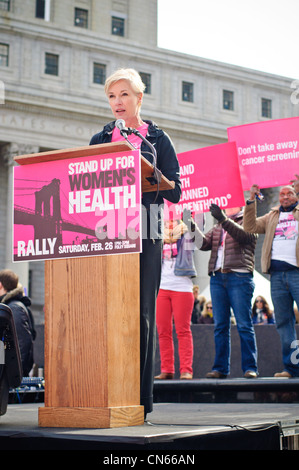 Cecile Richards parlant à la manifestation de la santé des femmes à Foley Square à Manhattan. 10 févr. 26, 2011 Banque D'Images