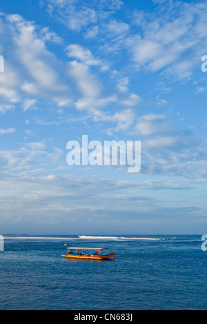 Bateau de pêche. Bali Indonésie Asie du sud-est. Banque D'Images