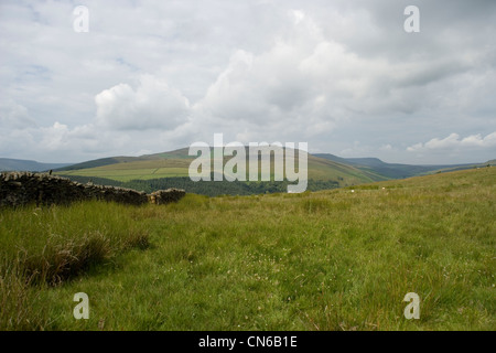 Kinder Scout du Hagg Moor en côté dans le Derbyshire Peak District Banque D'Images