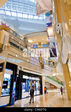 Shopping Mall à l'intérieur de l'édifice, catégorie gratte-ciel Taipei 101 Taipei Taiwan. JMH5722 Banque D'Images