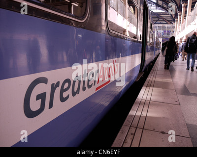 Une plus grande Anglia trains de train à la gare de Liverpool Street London Banque D'Images