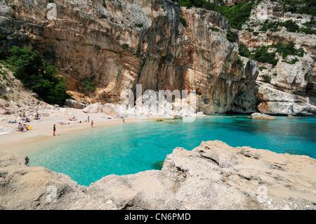 La Sardaigne. L'Italie. Cala Mariolu, Golfo di Orosei. Banque D'Images